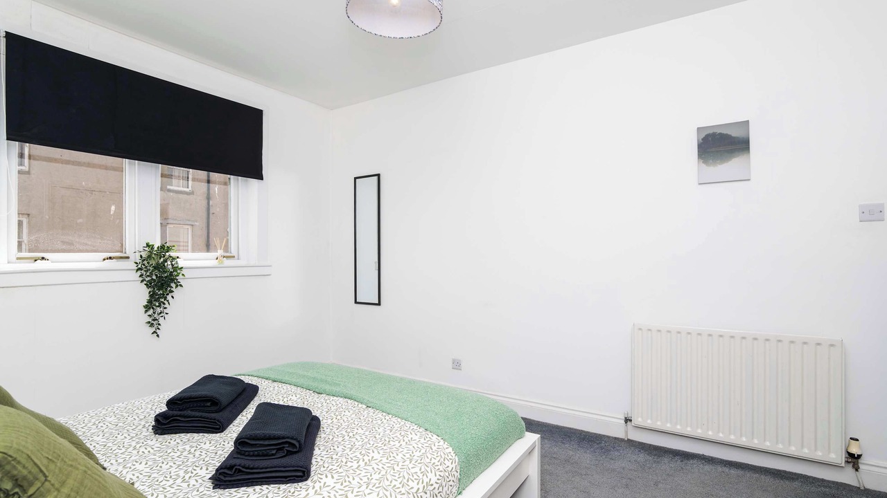 Photo of Bedroom in Bo'ness