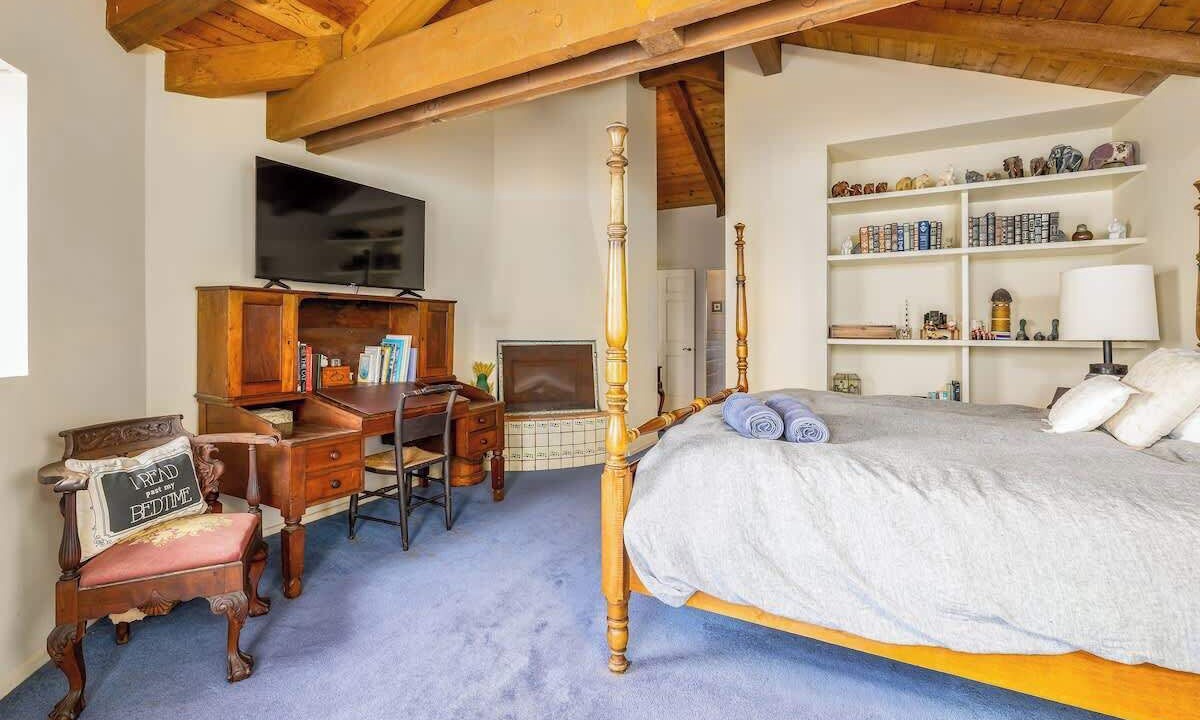 Photo of Bedroom in South Oceanside