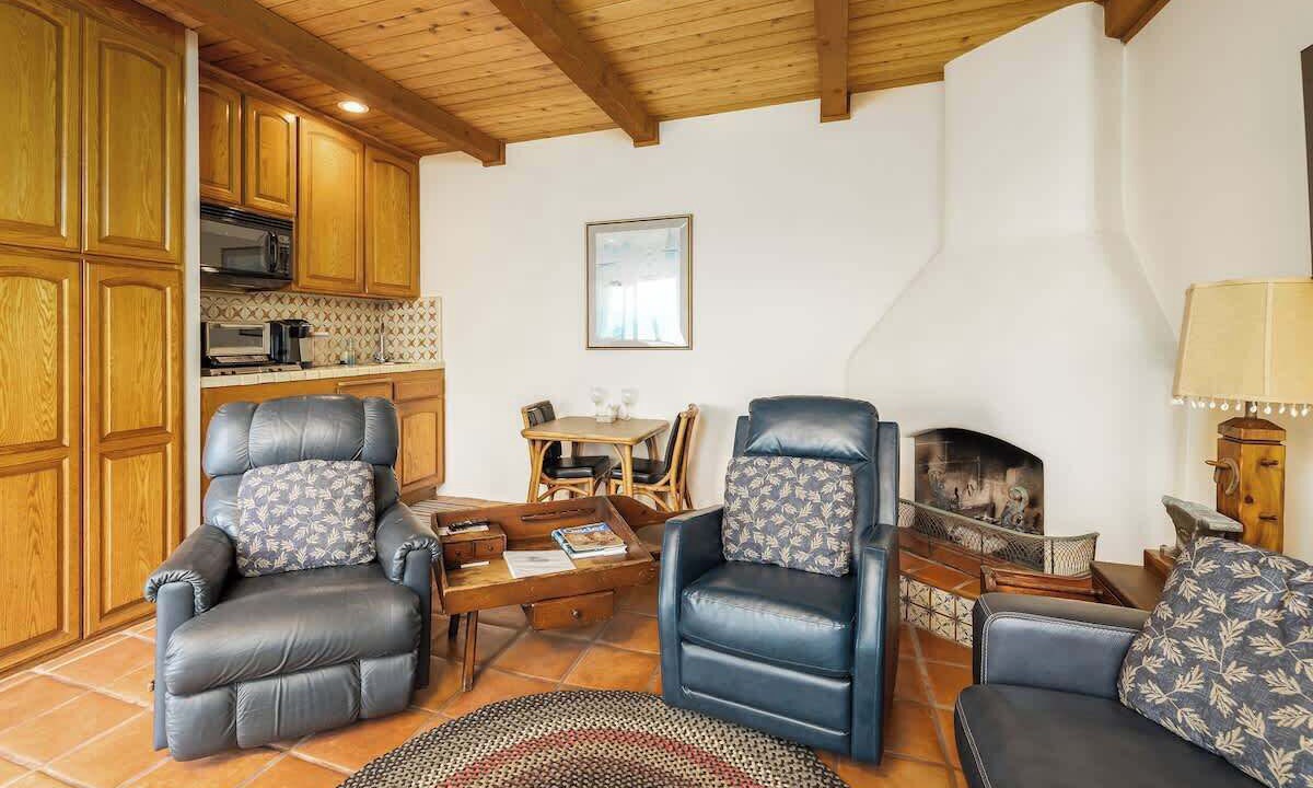 Photo of Livingroom in South Oceanside
