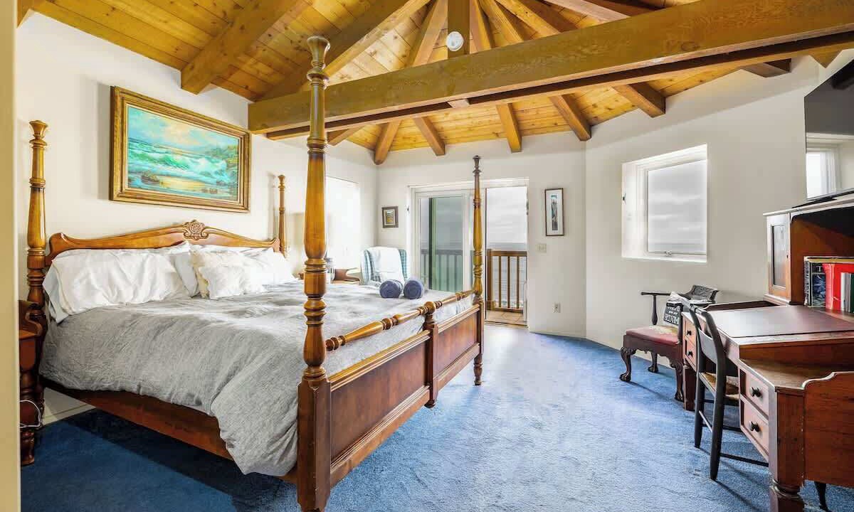 Photo of Bedroom in South Oceanside