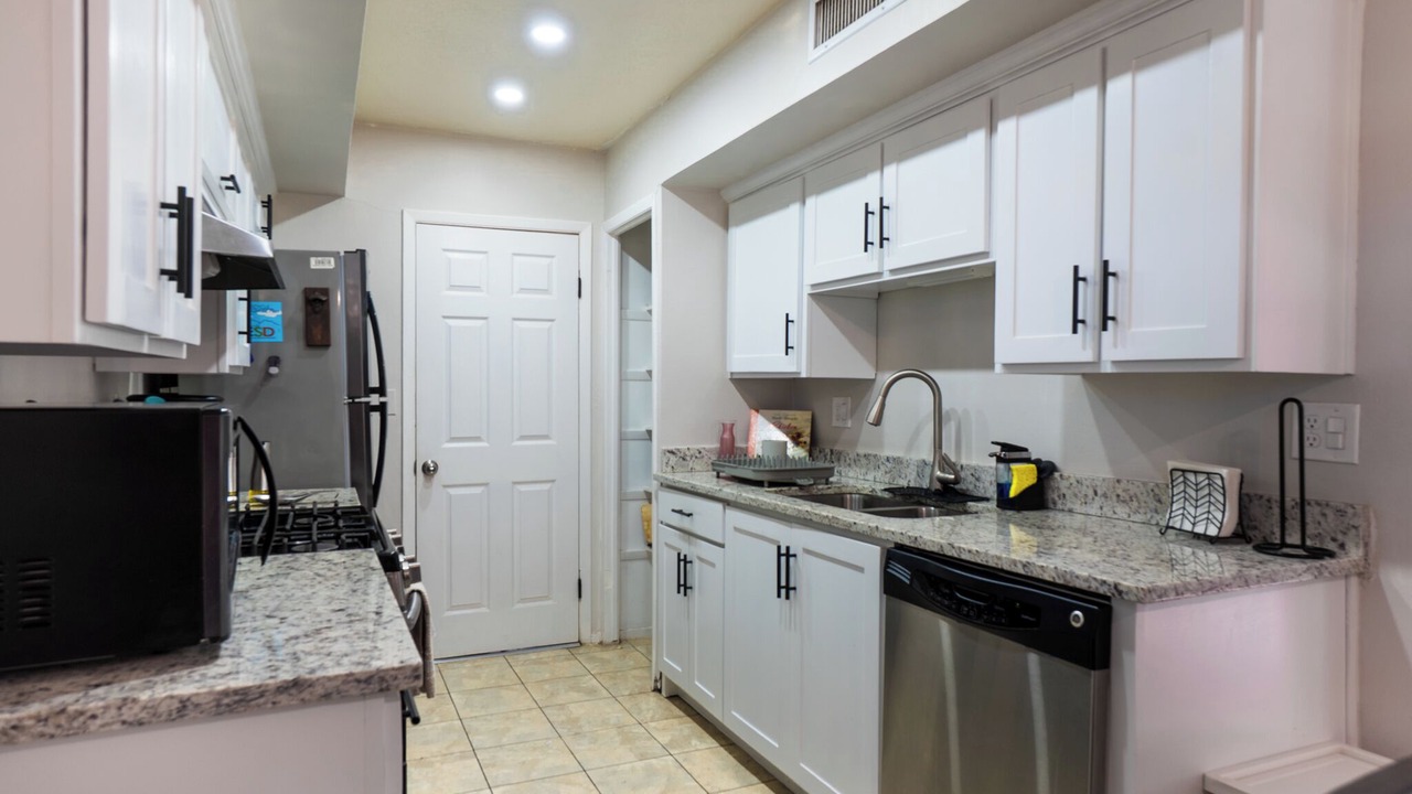 Photo of Kitchen in Biggs Field