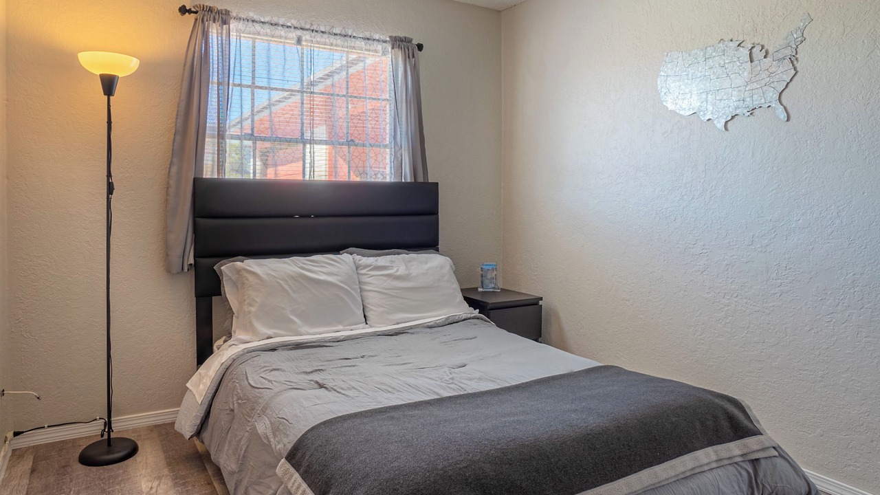 Photo of Bedroom in Biggs Field
