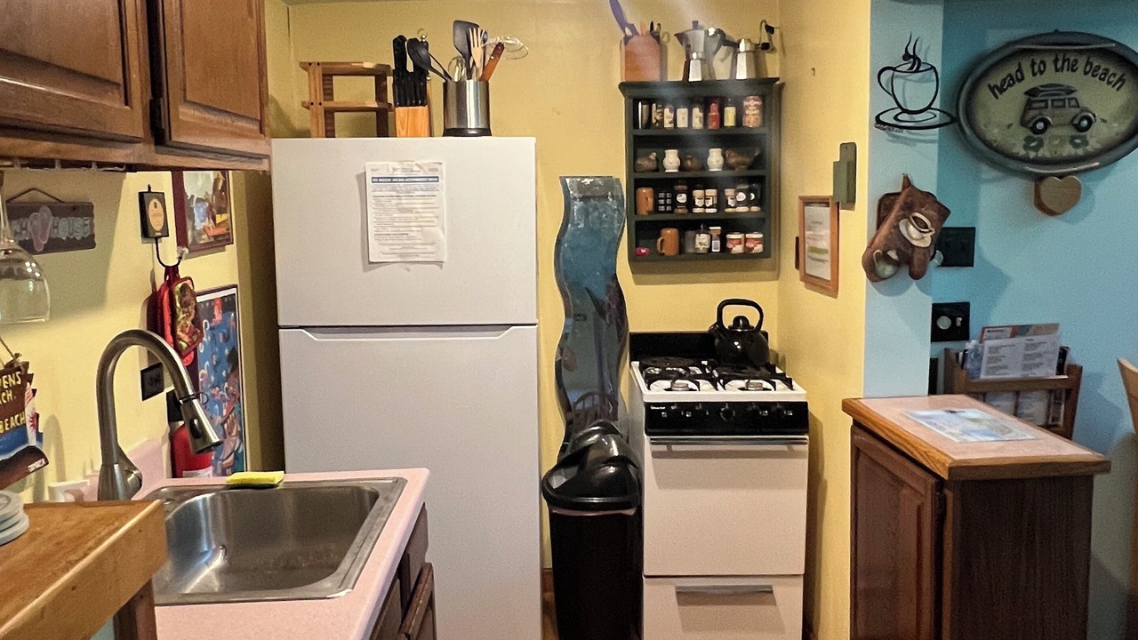 Photo of Kitchen in Lake Erie Beach