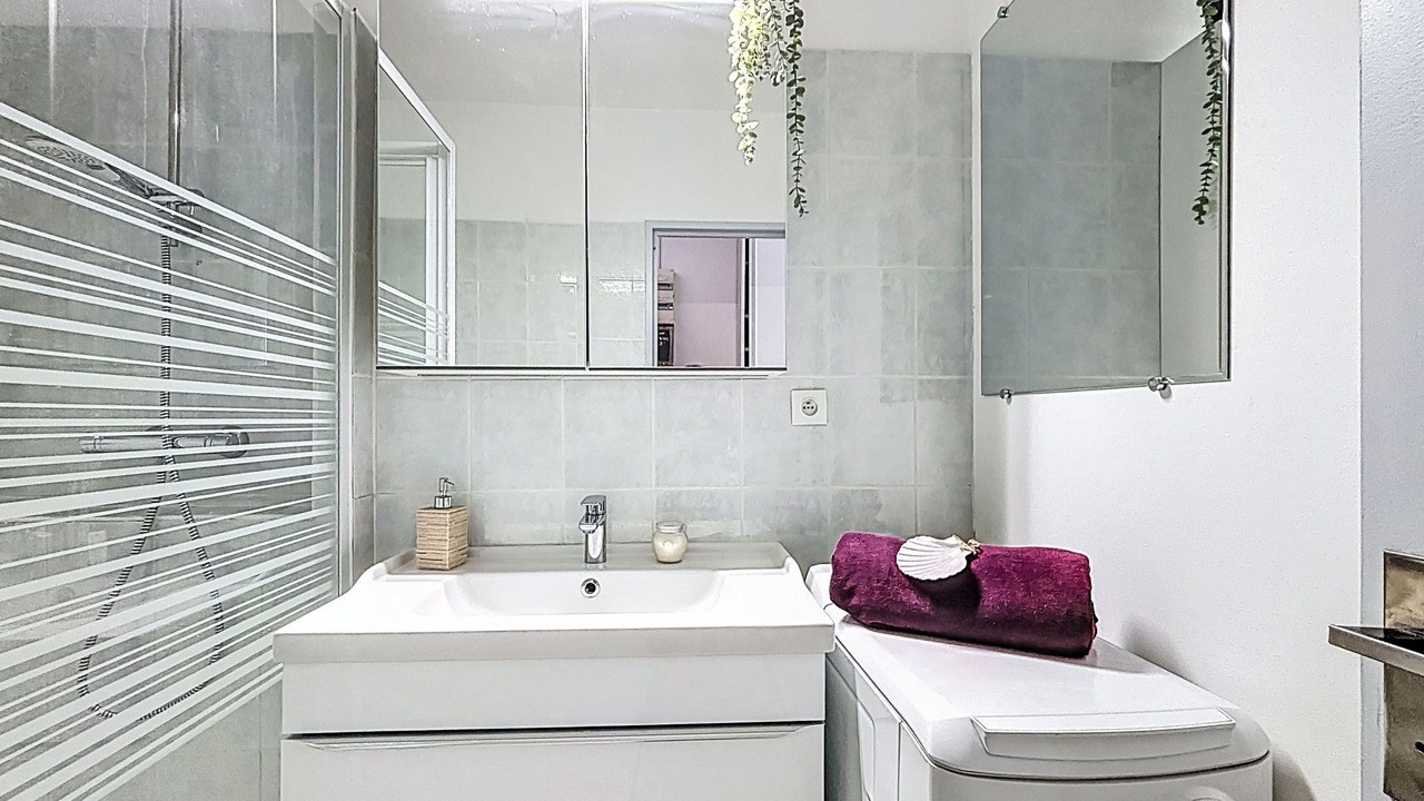 Photo of Bathroom in La Grande-Motte