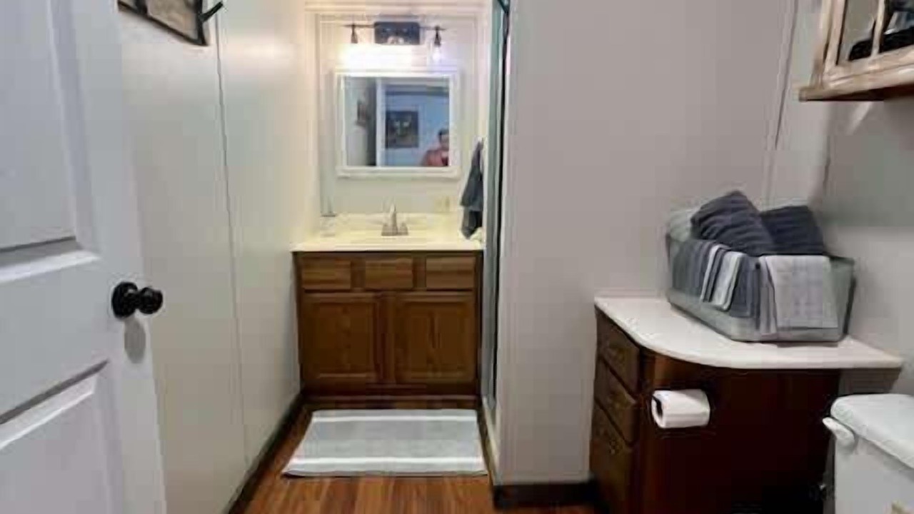 Photo of Bathroom in Neodesha