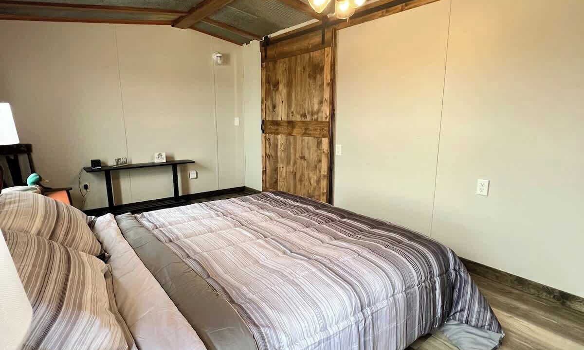 Photo of Bedroom in Neodesha