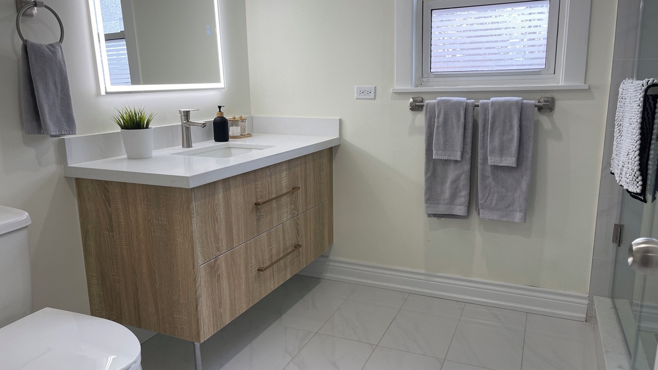 Photo of Bathroom in Niagara Falls