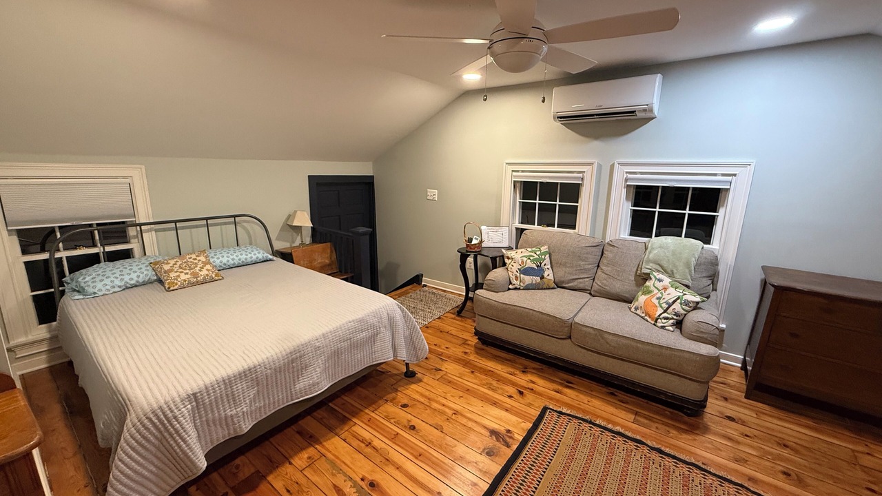 Photo of Bedroom in Charlottesville