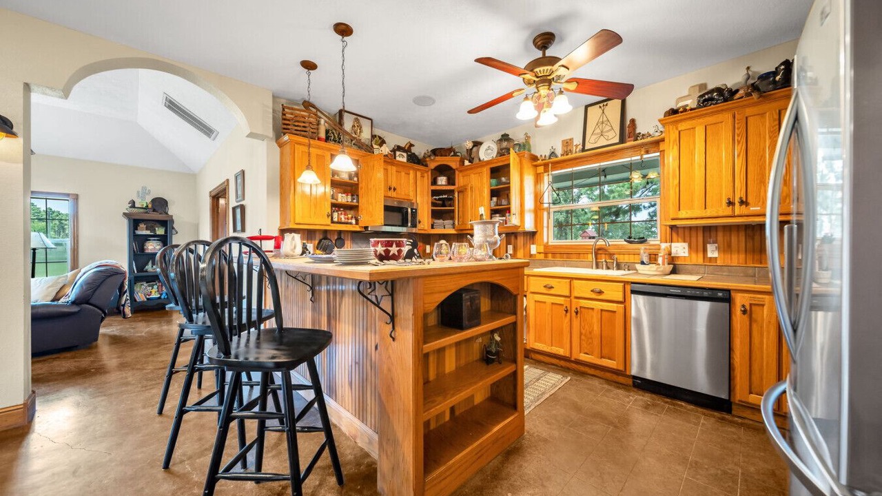 Photo of Kitchen in Navasota