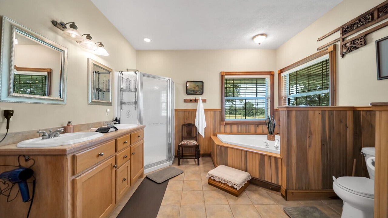 Photo of Bathroom in Navasota