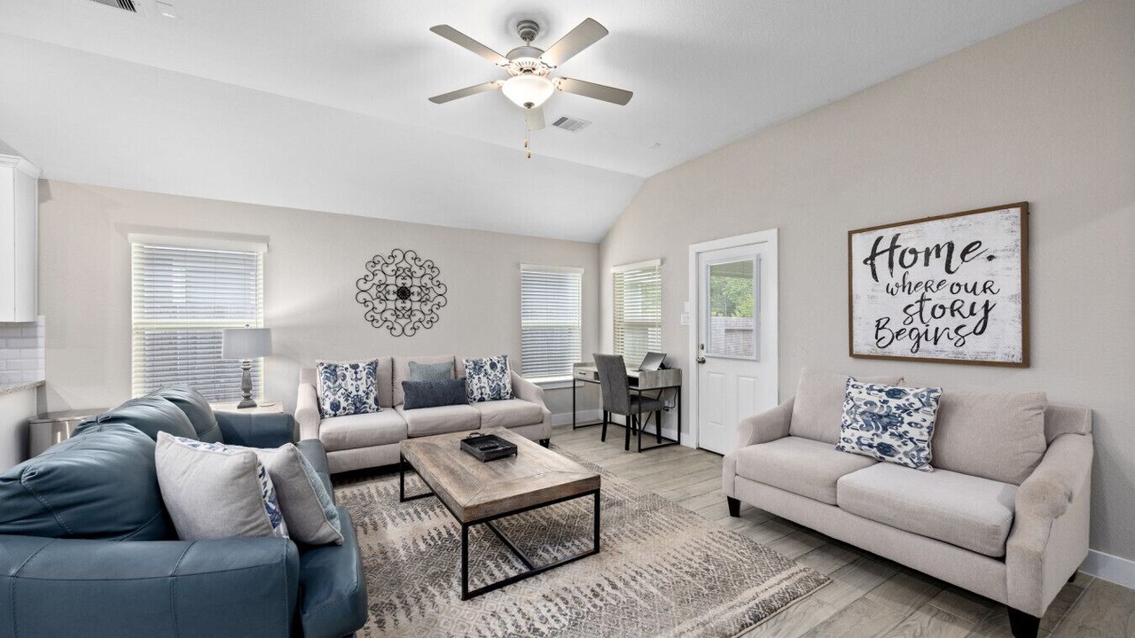 Photo of Bedroom in Conroe