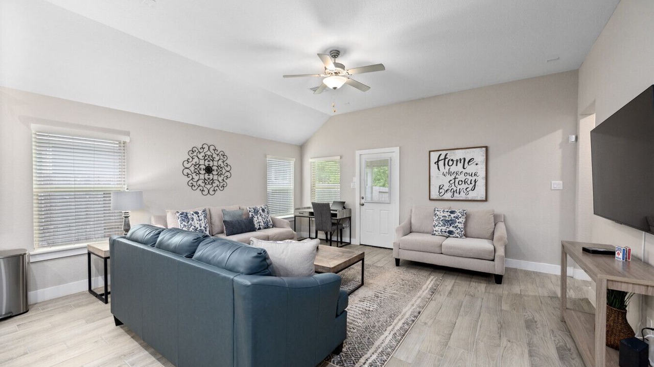 Photo of Bedroom in Conroe