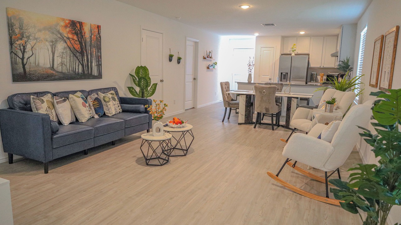 Photo of Livingroom in West San Antonio