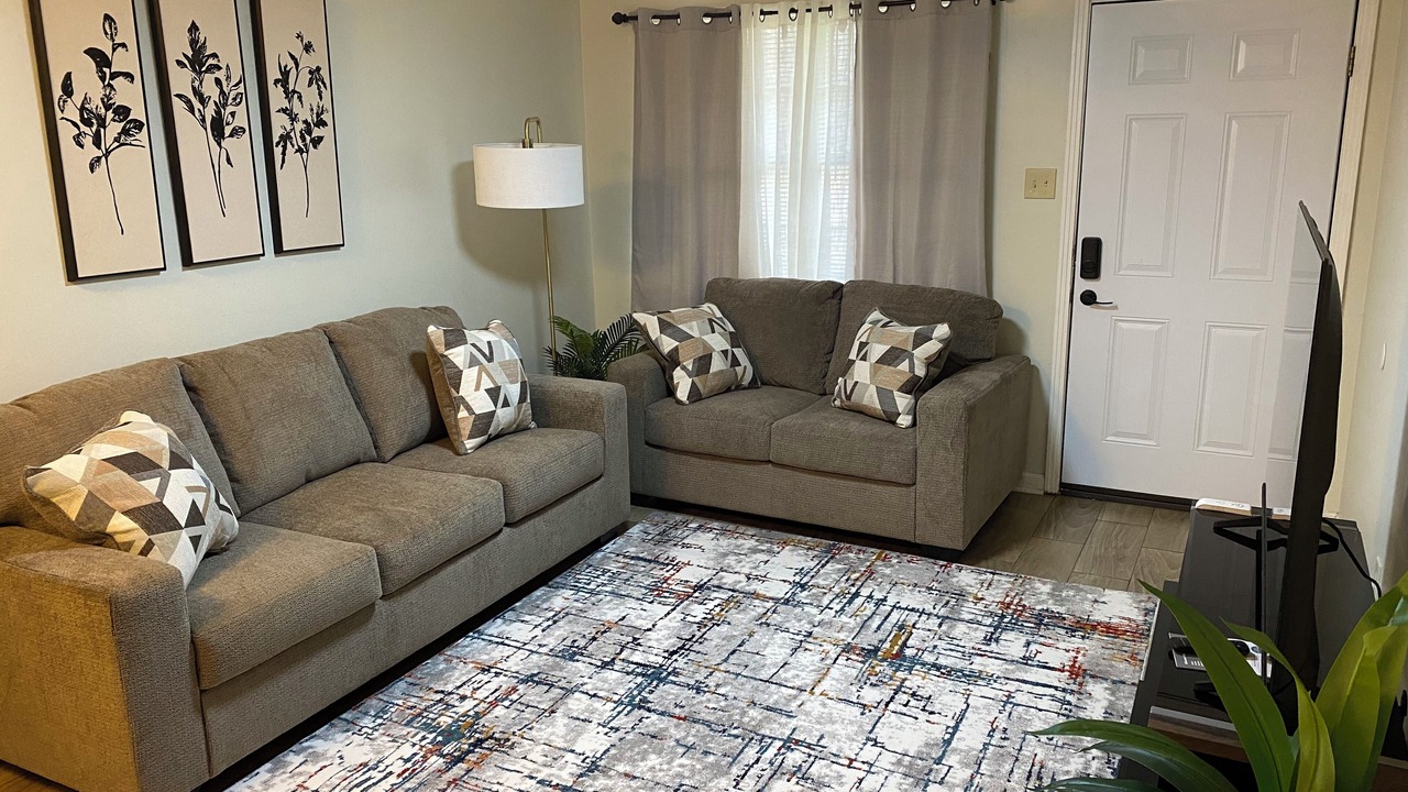 Photo of Livingroom in Brownsville