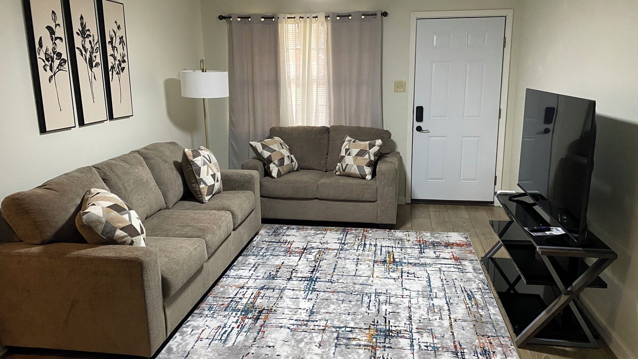 Photo of Livingroom in Brownsville