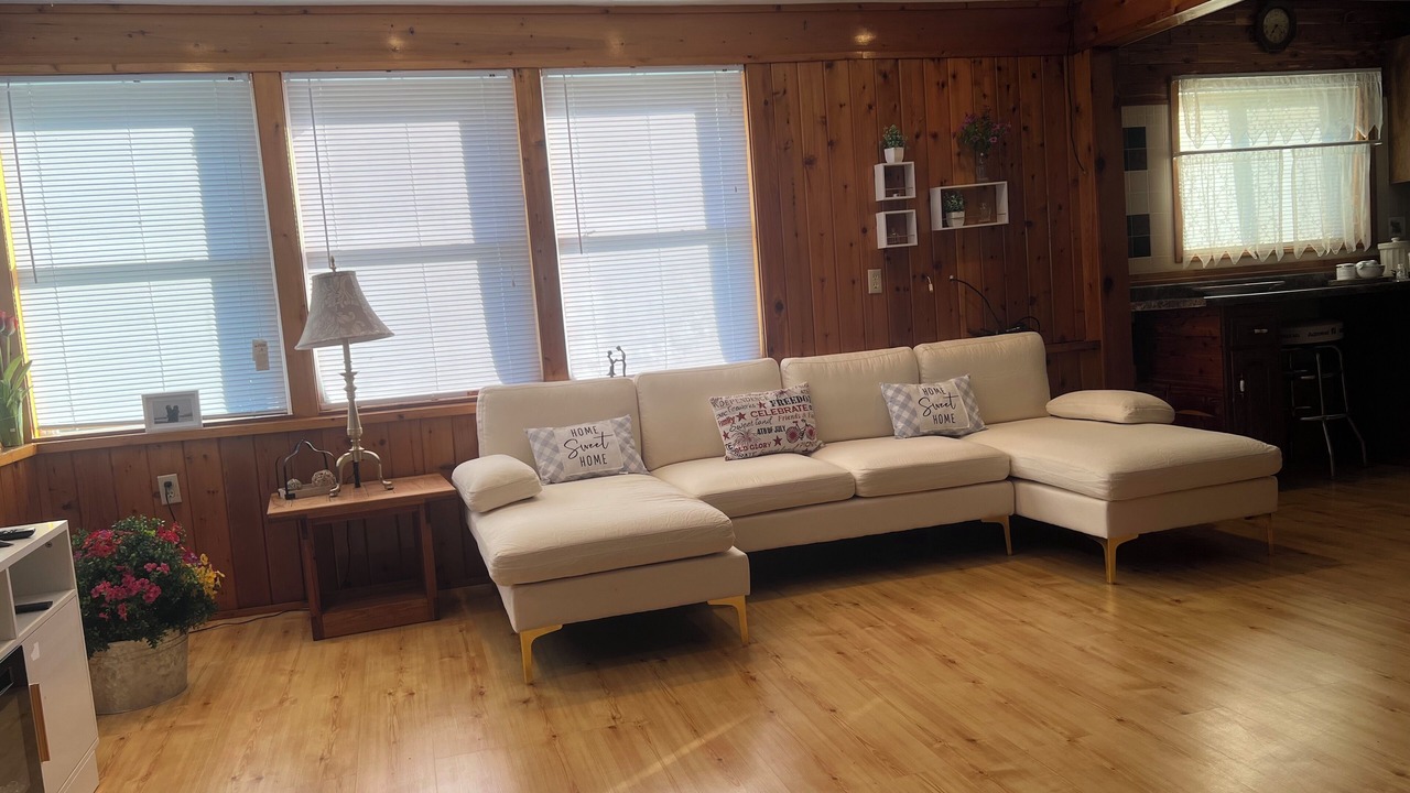 Photo of Livingroom in Cherry Valley