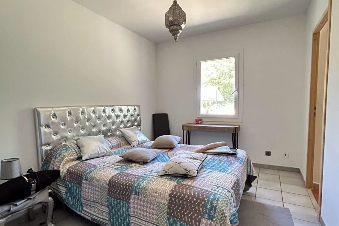 Photo of Bedroom in Tourves