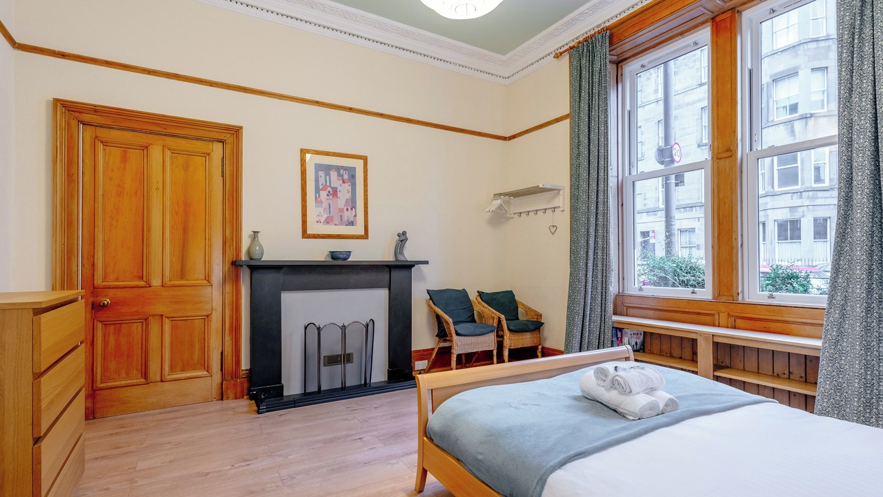 Photo of Bedroom in Newington