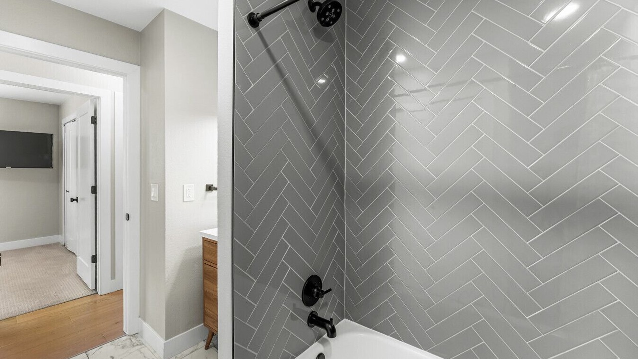 Photo of Bathroom in Scenic Heights