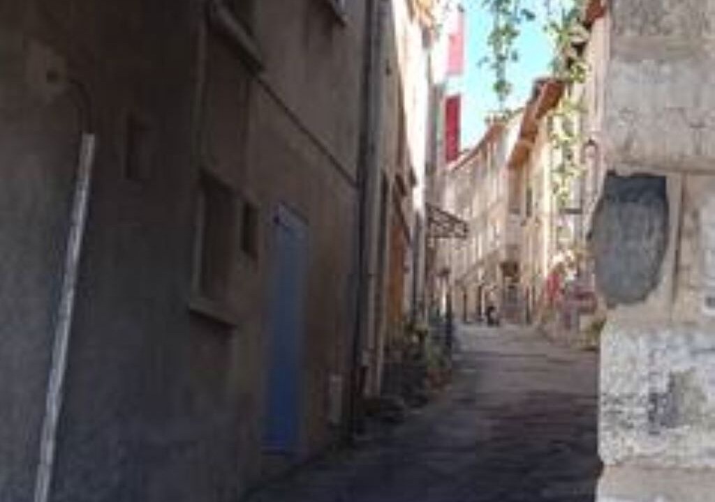 Photo of Others in Seyne