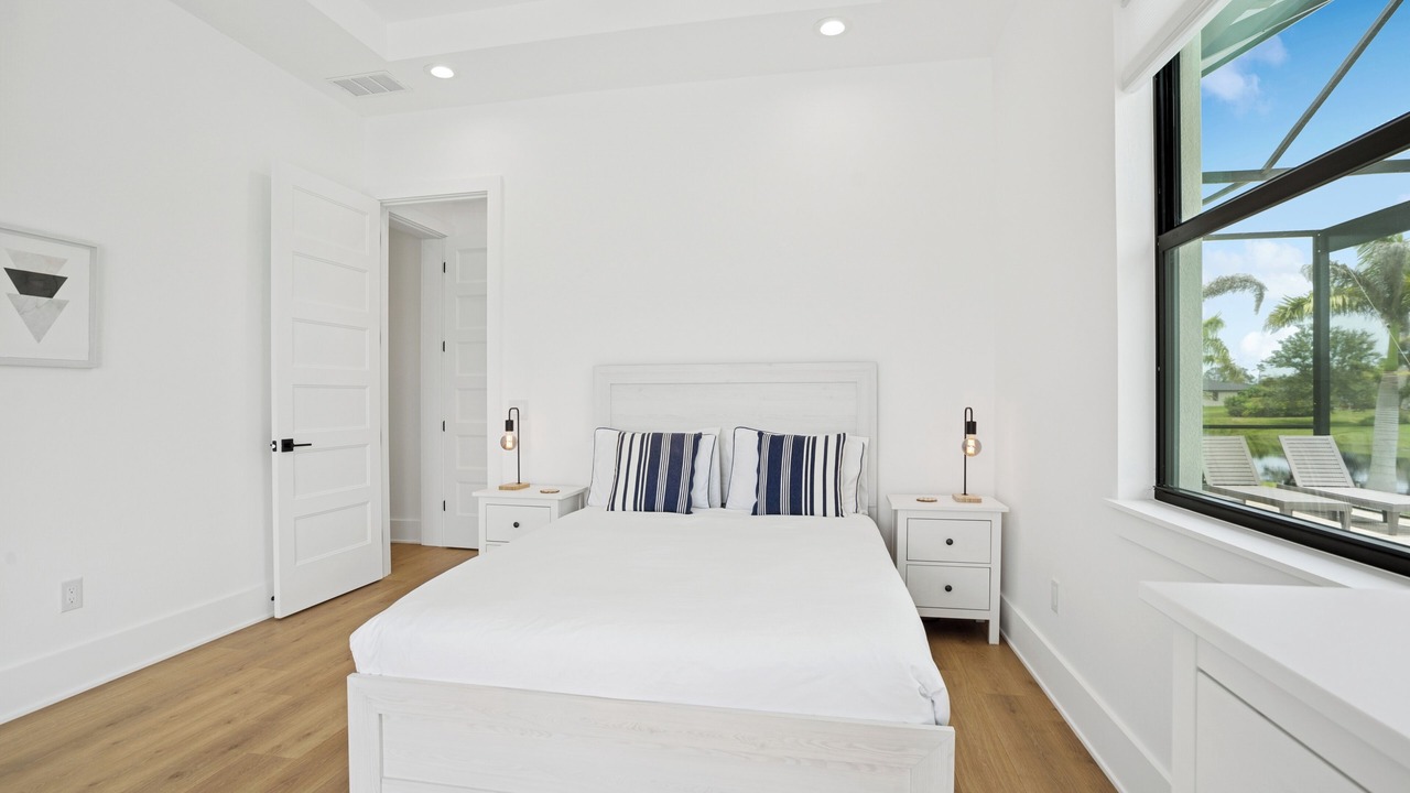 Photo of Bedroom in Pine Valley