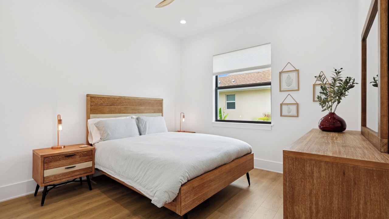 Photo of Bedroom in Pine Valley