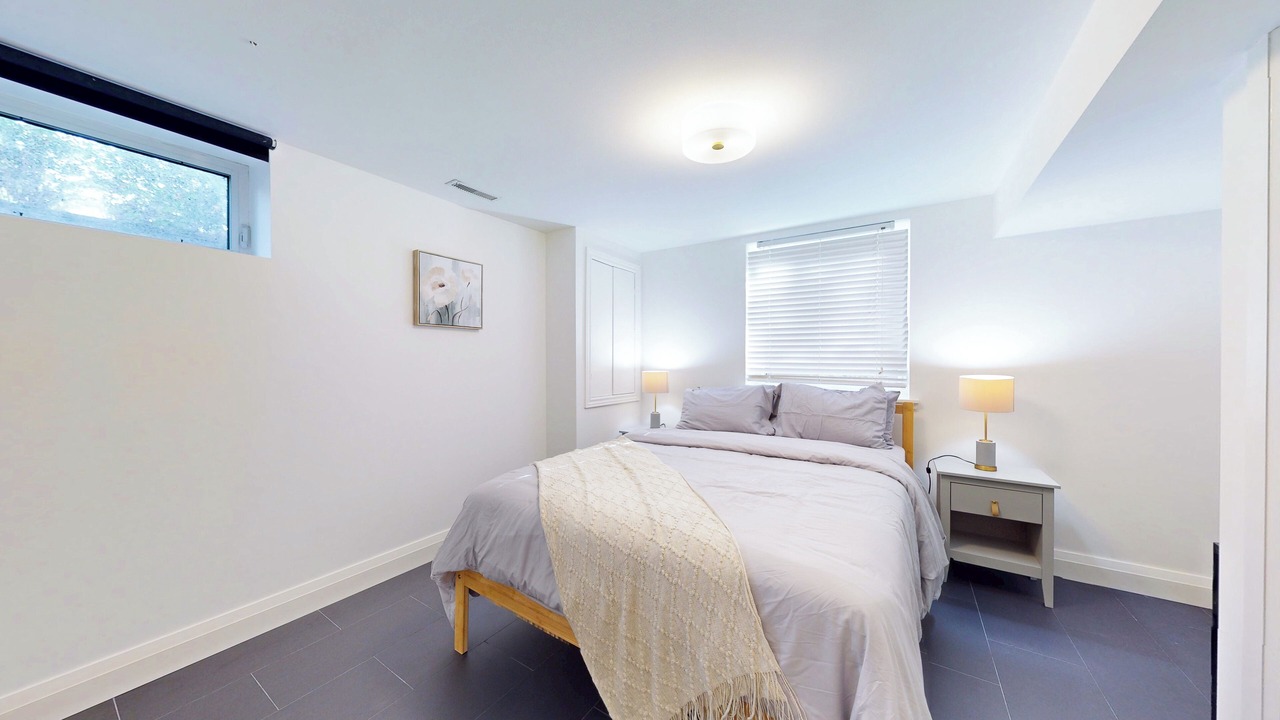 Photo of Bedroom in Thornhill
