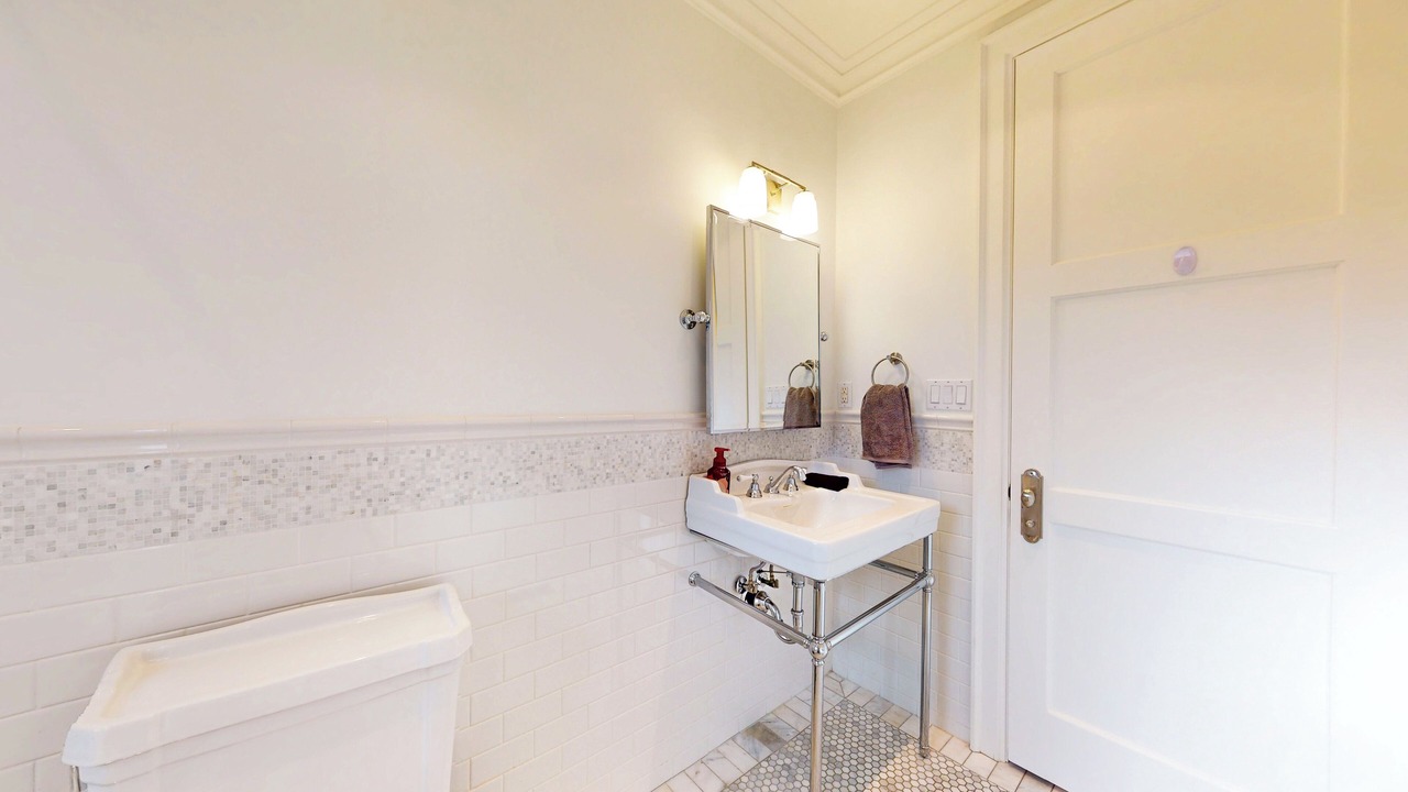 Photo of Bathroom in Thornhill