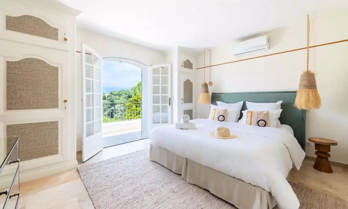 Photo of Bedroom in Valbonne