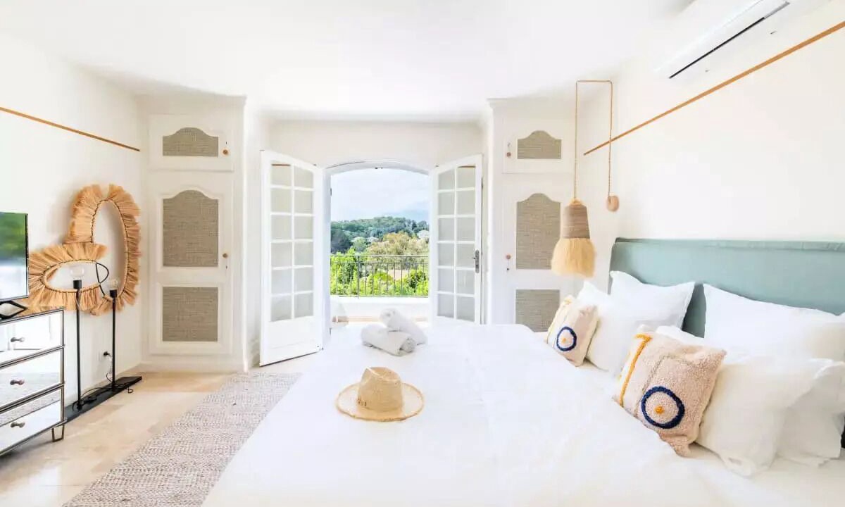 Photo of Bedroom in Valbonne