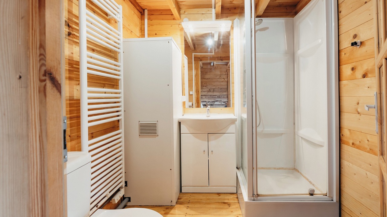 Photo of Bathroom in Piencourt