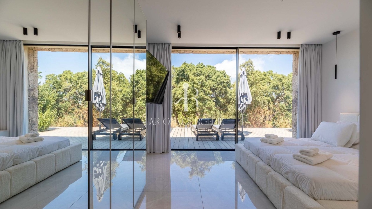 Photo of Bedroom in Pinarellu