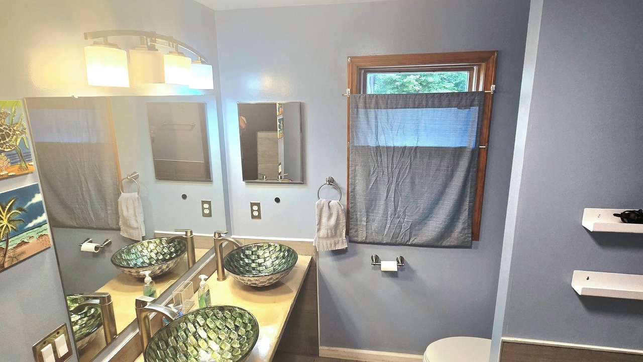 Photo of Bathroom in Eckerman