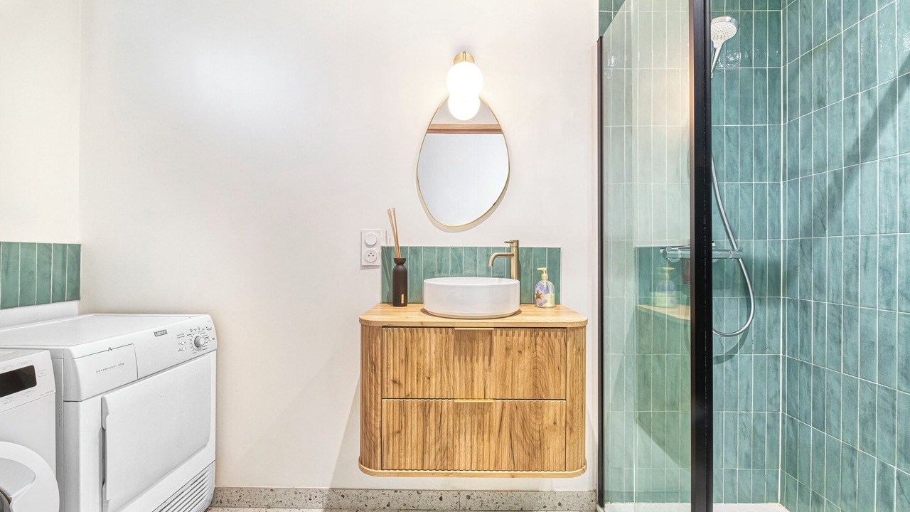Photo of Bathroom in La Fayette-Eble