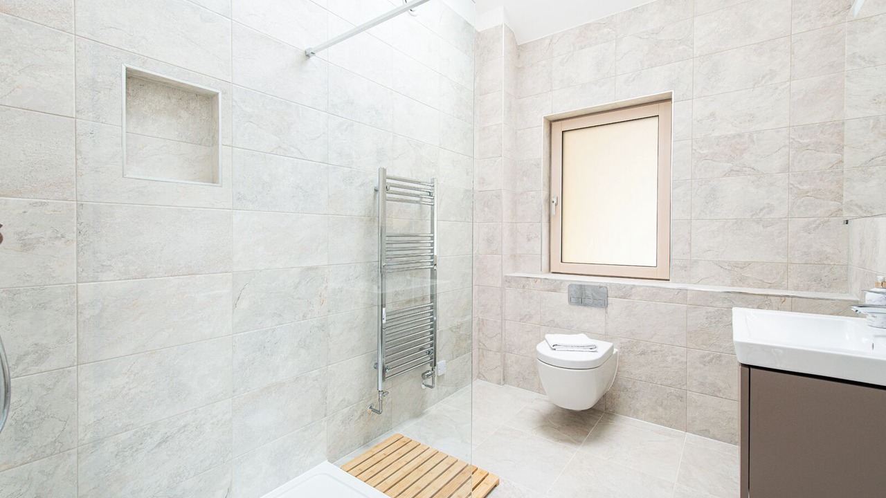 Photo of Bathroom in Holworth