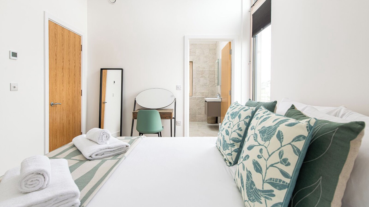 Photo of Bedroom in Holworth