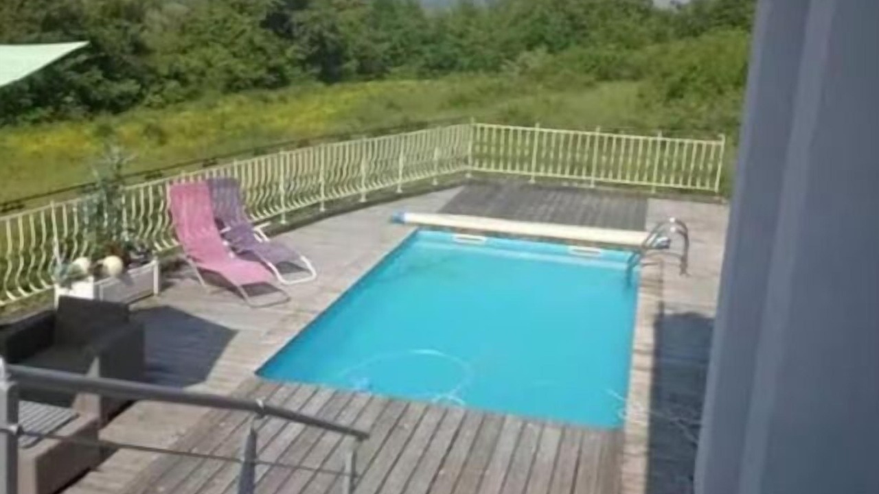 Photo of Outdoor in Theding