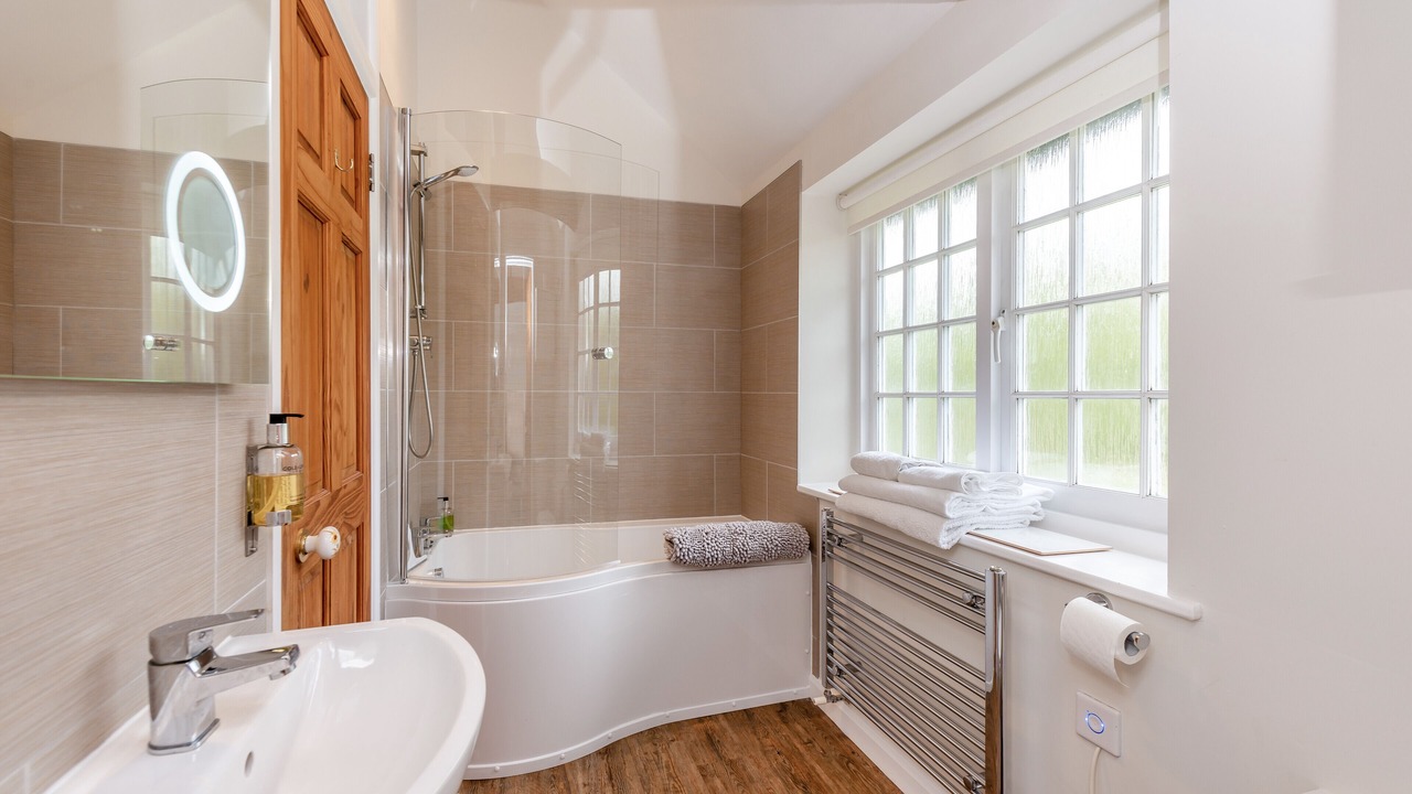 Photo of Bathroom in Upper Dicker