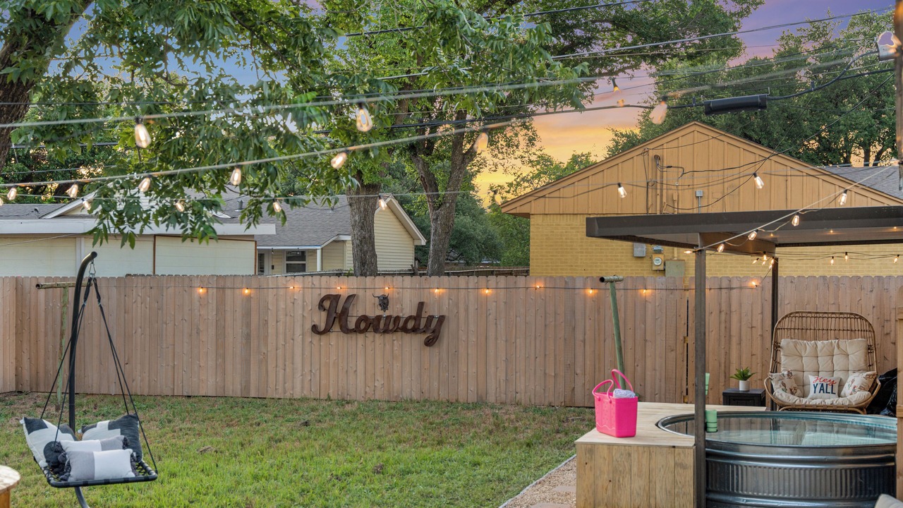 Photo of Outdoor in Dean Highland