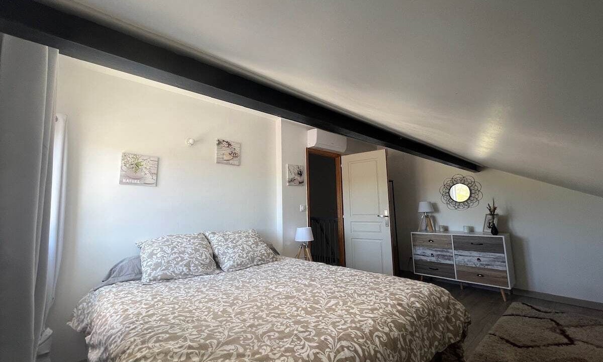 Photo of Bedroom in Montaud
