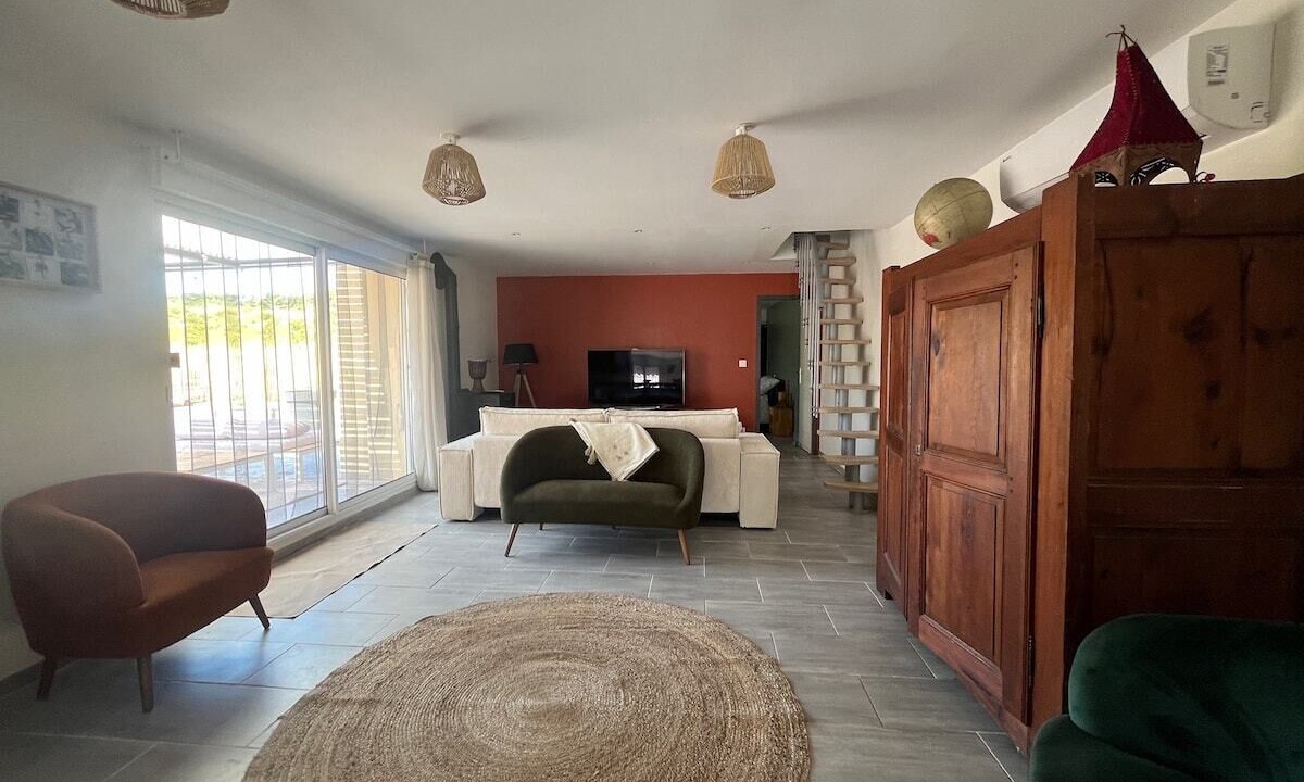 Photo of Livingroom in Montaud