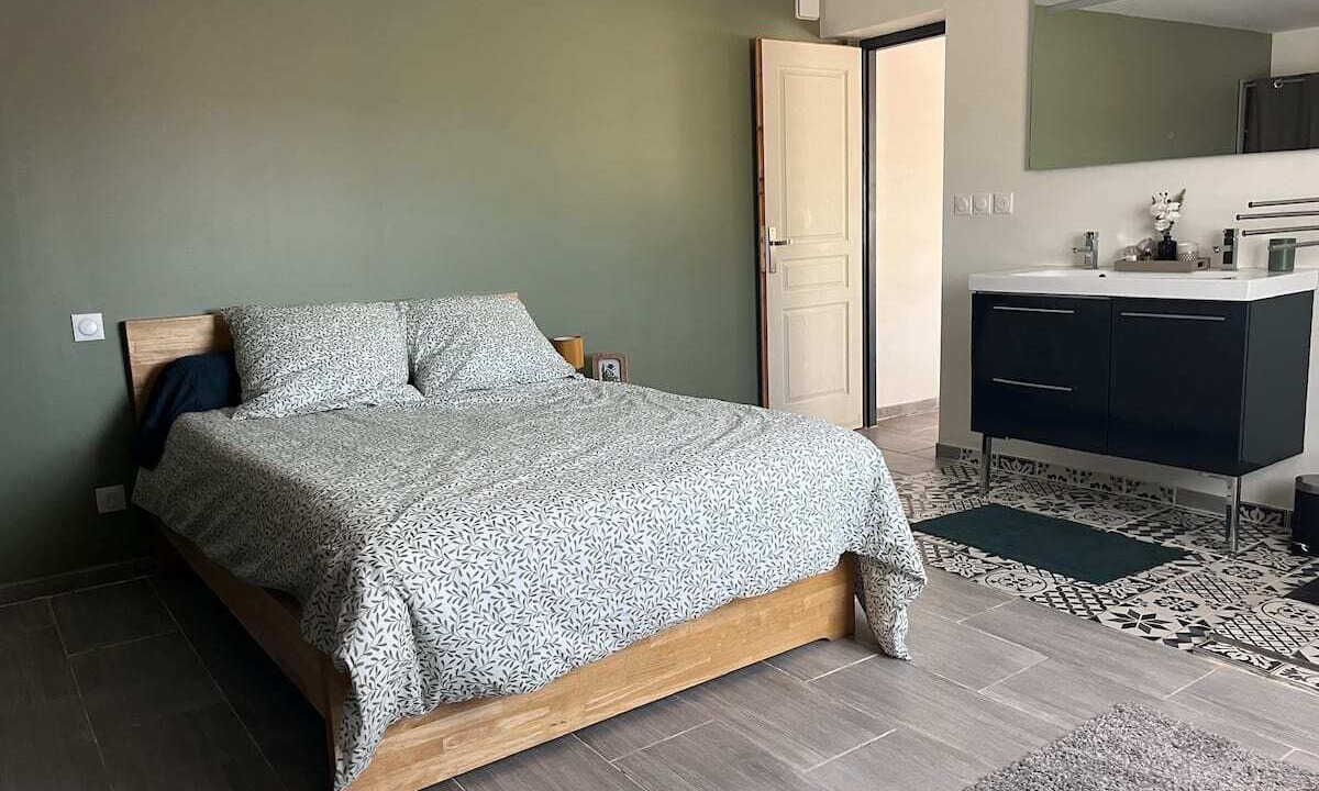 Photo of Bedroom in Montaud