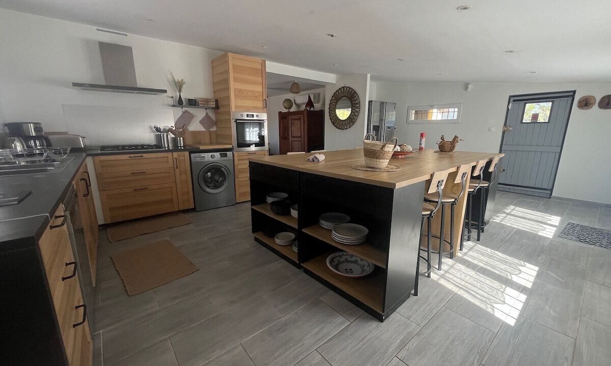 Photo of Kitchen in Montaud
