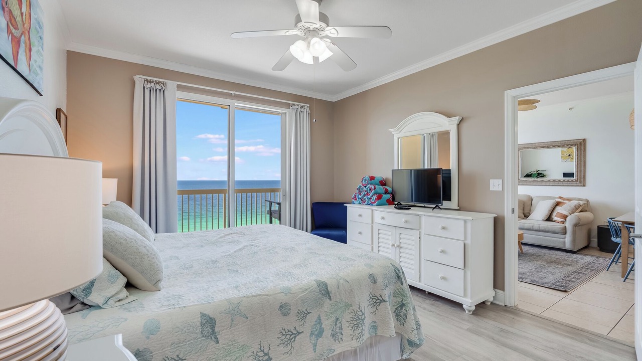 Photo of Bedroom in Miramar Beach