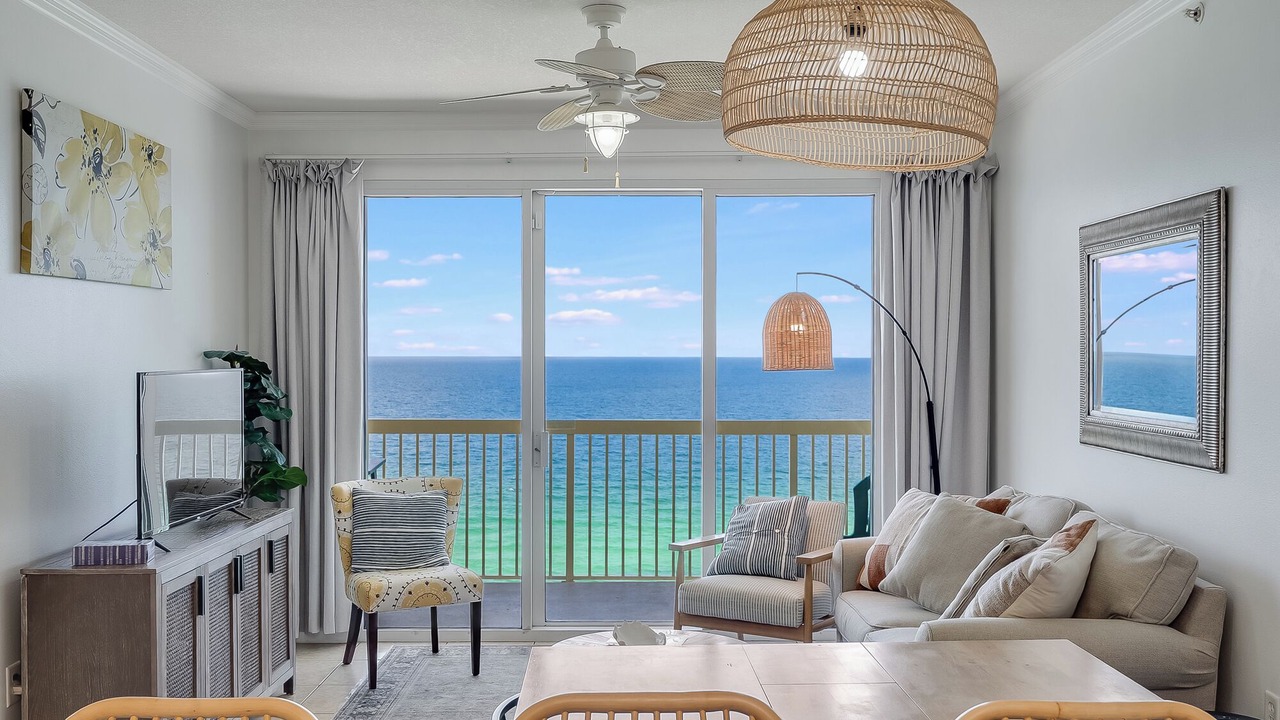Photo of Livingroom in Miramar Beach
