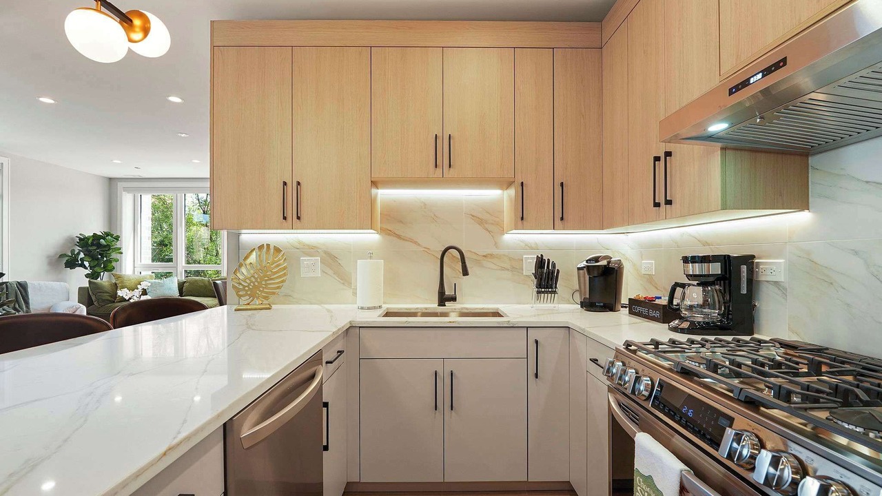 Photo of Others in Tri-Taylor