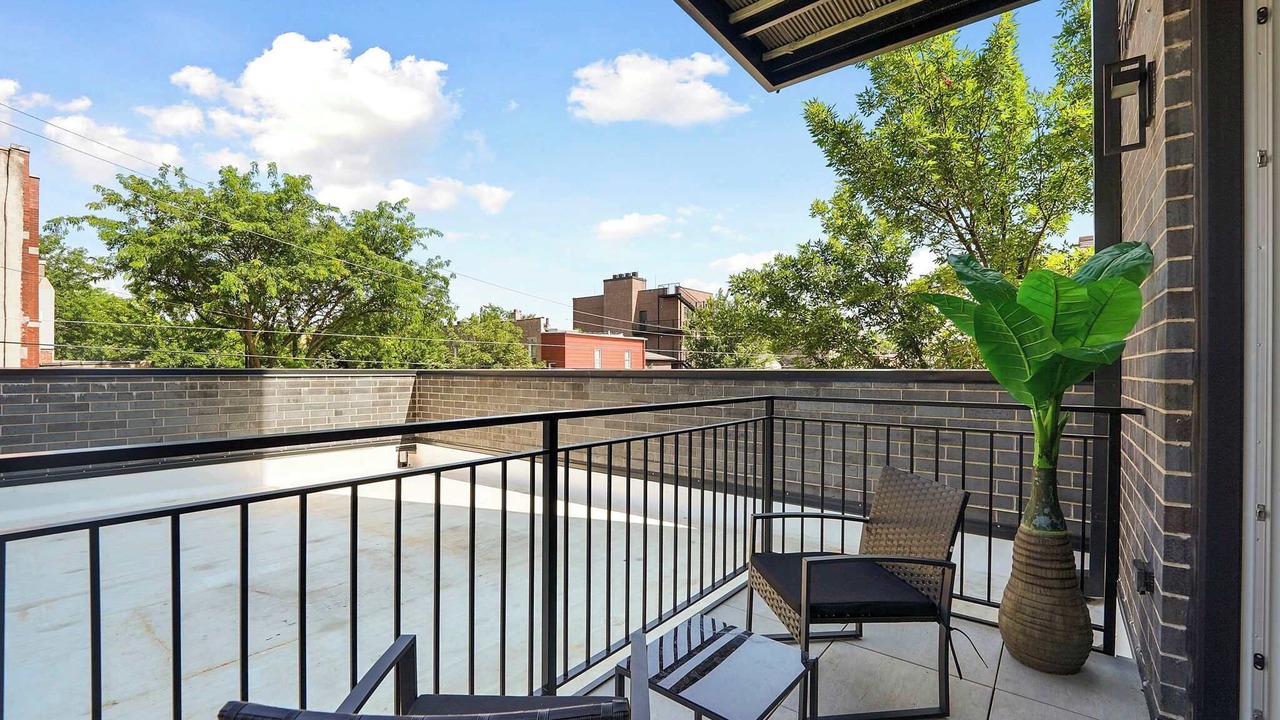Photo of Patio Balcony in Tri-Taylor