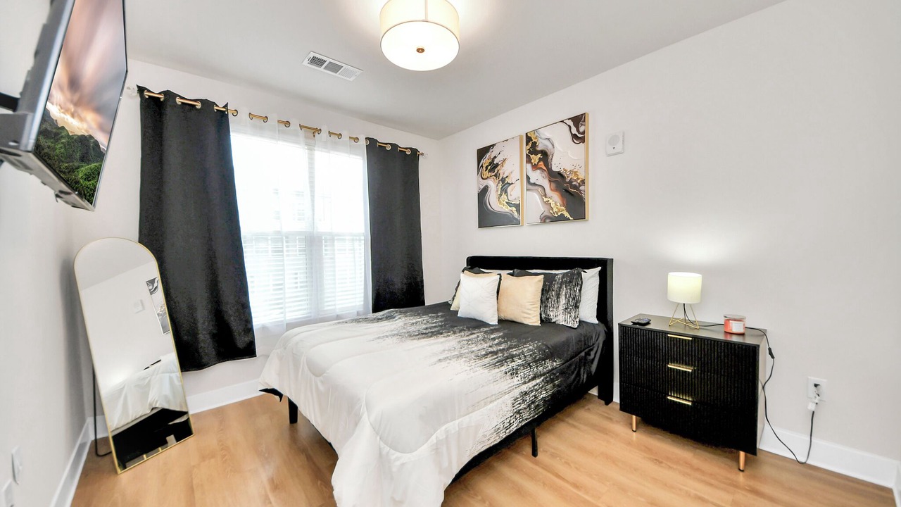Photo of Bedroom in Central Southwest