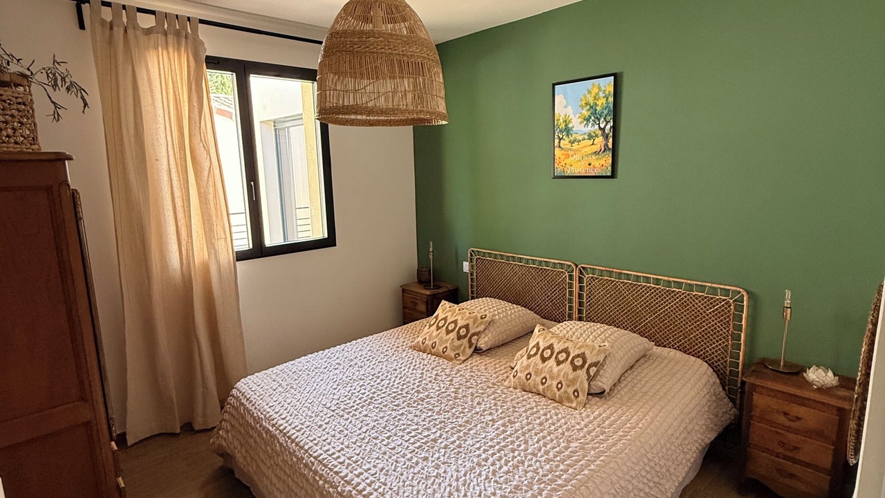 Photo of Bedroom in Caderousse
