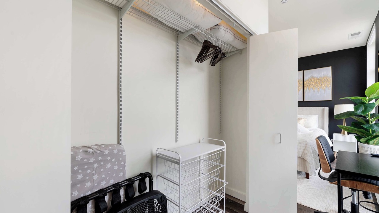 Photo of Bedroom in Pulaski Park